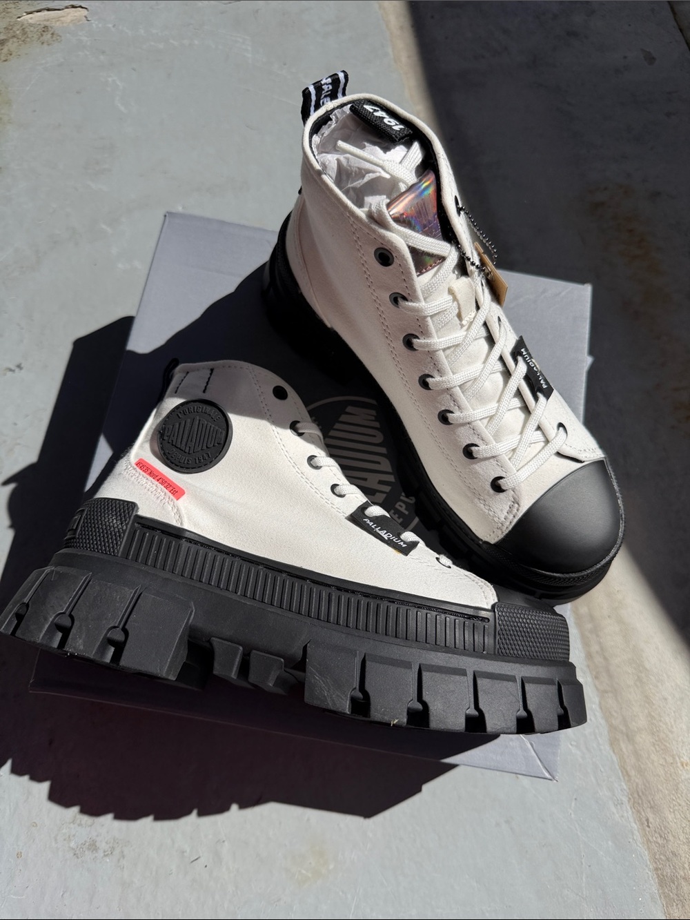 Palladium White Canvas Lace-Up High-Top Boots with Black Platform